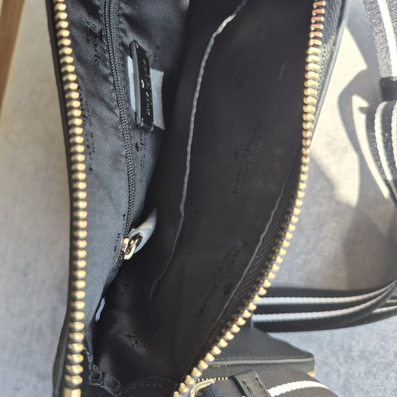 NEW KATE SPADE ROSIE SWINGPACK - Picture 4 of 5